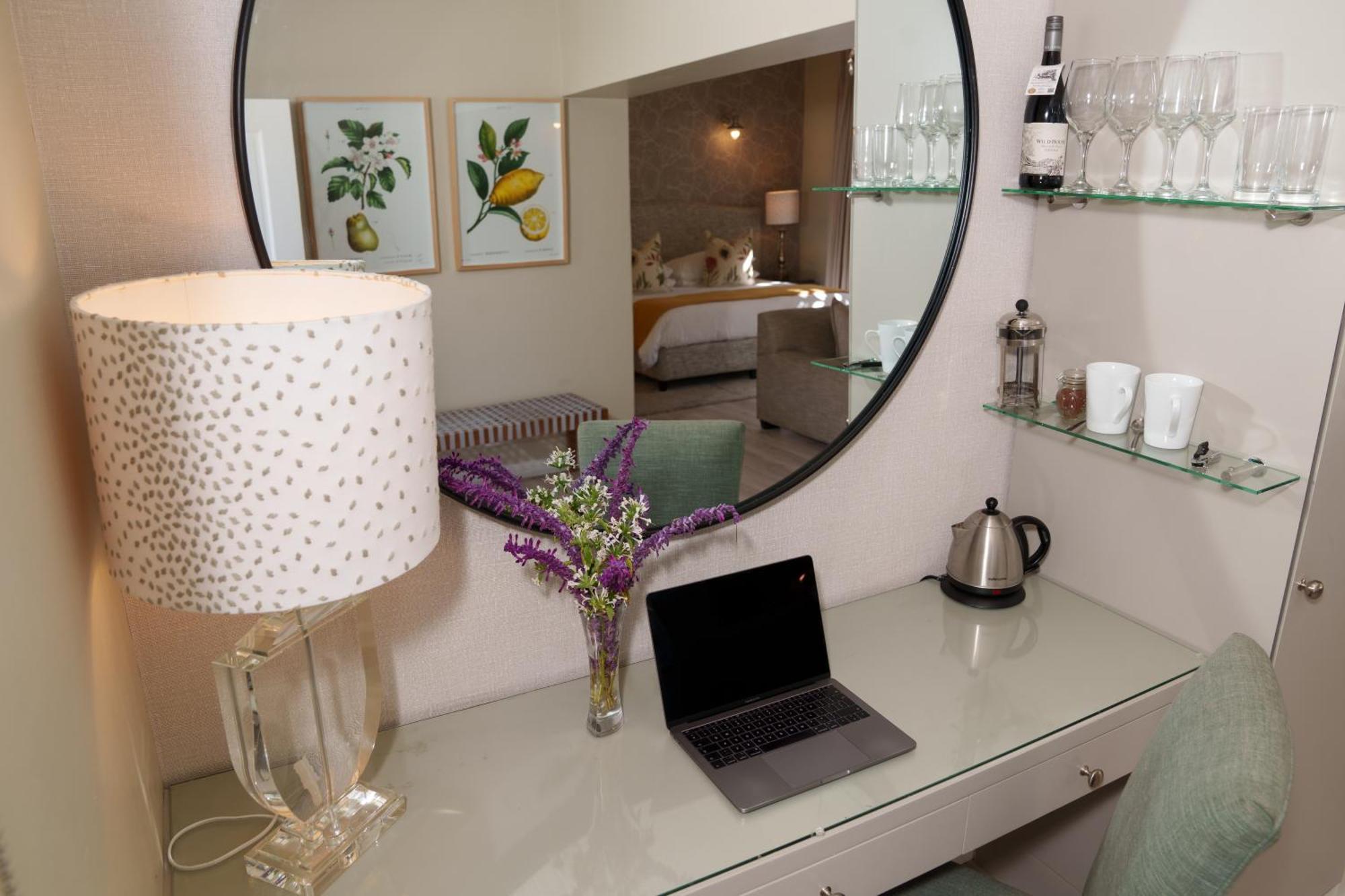 Lavender Farm Boutique Guest House Franschhoek Exterior photo